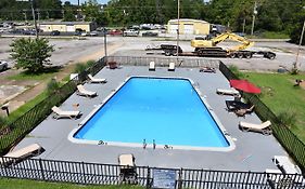 Corinth Inn And Suites Corinth Ms 4*